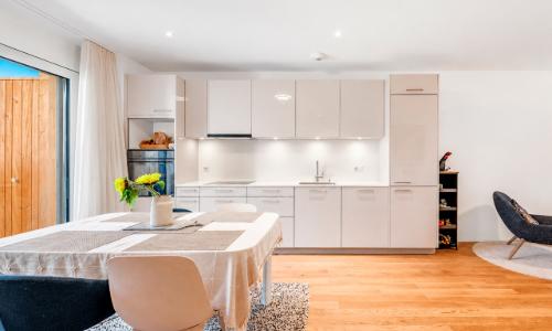 Appartement 3,5 pièces : L'élégance traversante au coeur d'Arbora