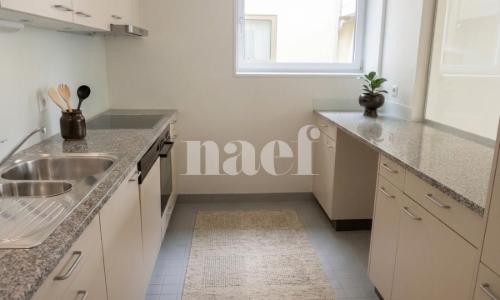 Bel appartement lumineux de 4.5 pièces au 3ème étage avec balcons — photo 2