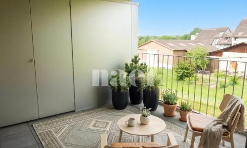 Bel appartement lumineux de 4.5 pièces au 3ème étage avec balcons