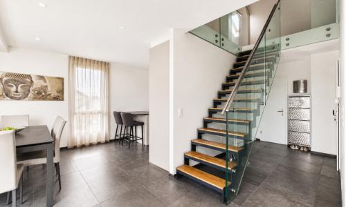 Magnifique attique avec mezzanine aménagée — photo 3