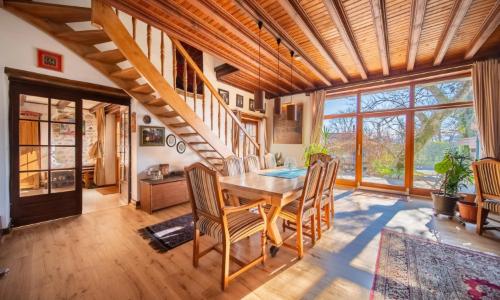 Peney-Dessus Spacieux duplex 7 pièces avec jardin