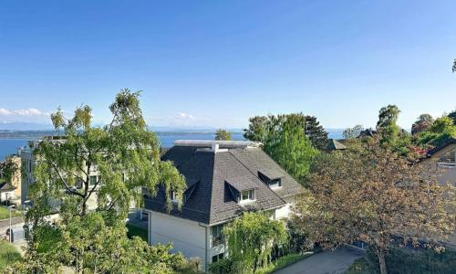 Villa individuelle dans les hauteurs de Neuchâtel, vue lac et alpes — photo 2
