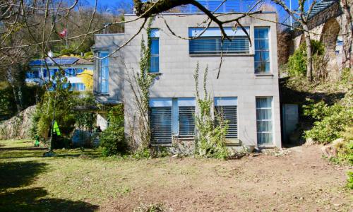 Maison d'architecte familiale avec terrasse, jardin et vue sur le lac — photo 2