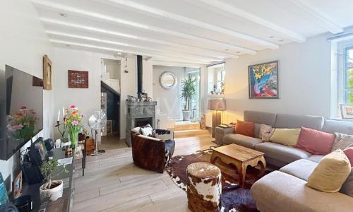 Élégance et confort dans une maison familiale avec jardin à Satigny