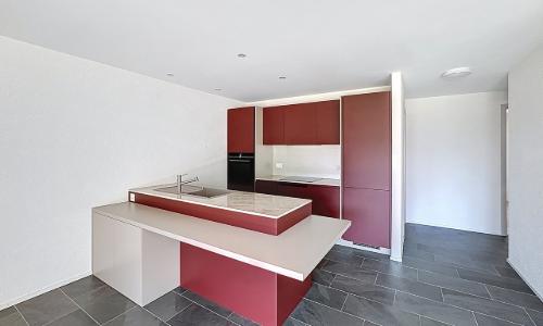 Appartement en sous-attique de 4.5 pièces avec grand balcon-terrasse — photo 2