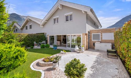 Villa 5,5 pièces au charme méditerranéen avec jardin et cuisine d'été