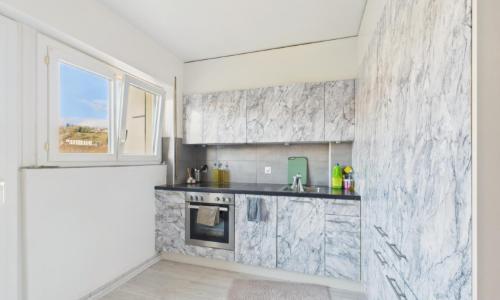 Appartement rénové de 3.5 pièces au cSur de Le Locle  calme, modernité et confort