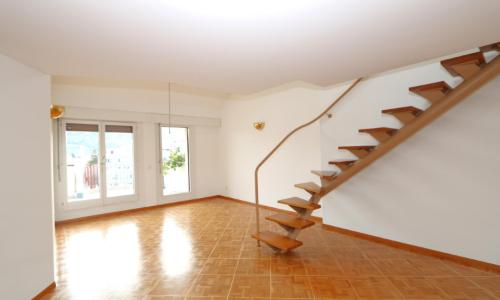 Appartement de 5 pièces en attique avec mezzanine et terrasse à Thônex — photo 2