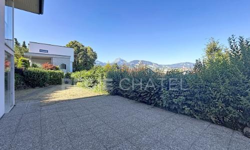 Charmant appartement avec terrasse et jardin — photo 2