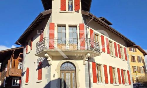 Maison de 2 appartements de standing - Entièrement rénovée - Sierre