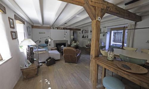 Maison bourrée de charme et de cachet à Certoux — photo 4