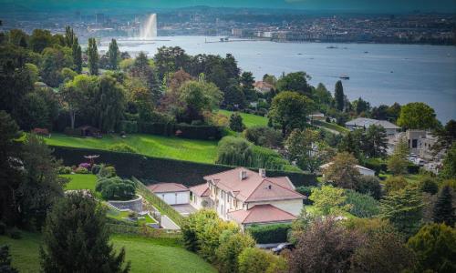 Demeure de prestige avec vue sur le lac