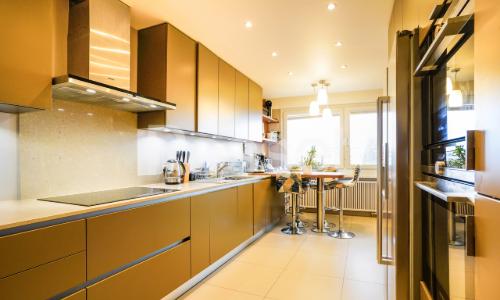 En Exclusivité : Bel appartement de 5 pièces en étage élevé — photo 2