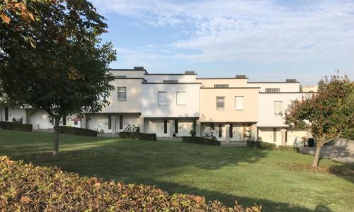 Villa contiguë duplex de 4½ pièces avec terrasse