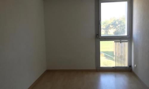 APPARTEMENT DE 4 PIECES  PROCHE DE TOUTES COMMODITES — photo 3