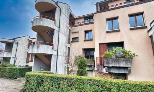 Triplex de 180 m2 à rénover à Nyon