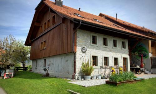 Belle ferme rénovée de 2 appartements