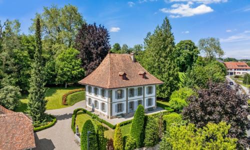 À Louer Château d'Exception à Corminboeuf — photo 2
